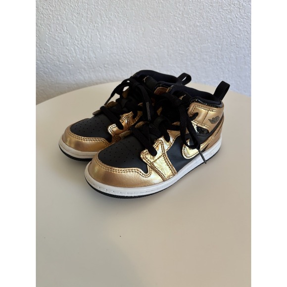 Nike Air Jordan 1 Shoes 10C Black Metallic Gold White SE TD With Box Jumpman - Picture 1 of 7